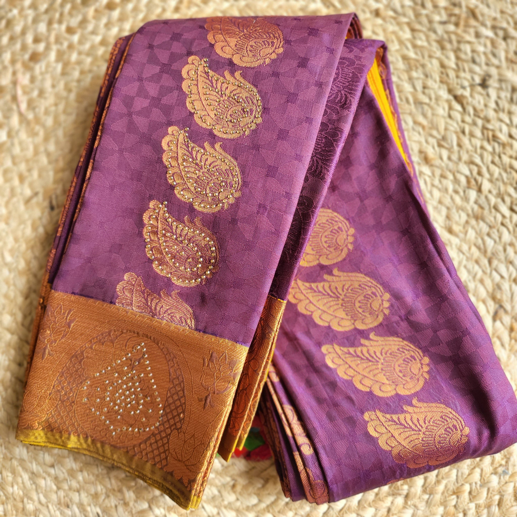 Gubera pattu sarees