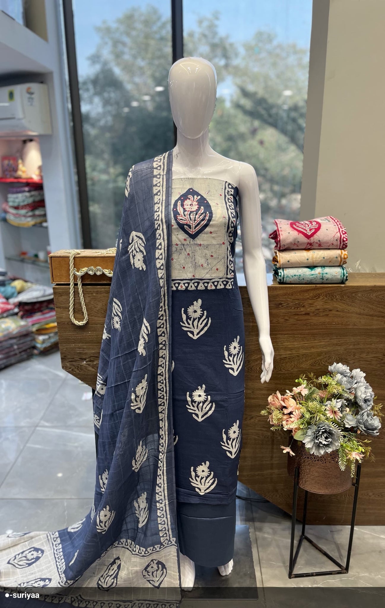 Elegant Navy Bloom – Unstitched Cotton Suit Set