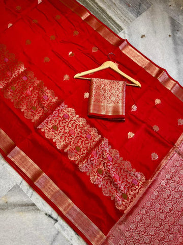 Classic Red Banarasi Viscose Silk Saree ❤️✨