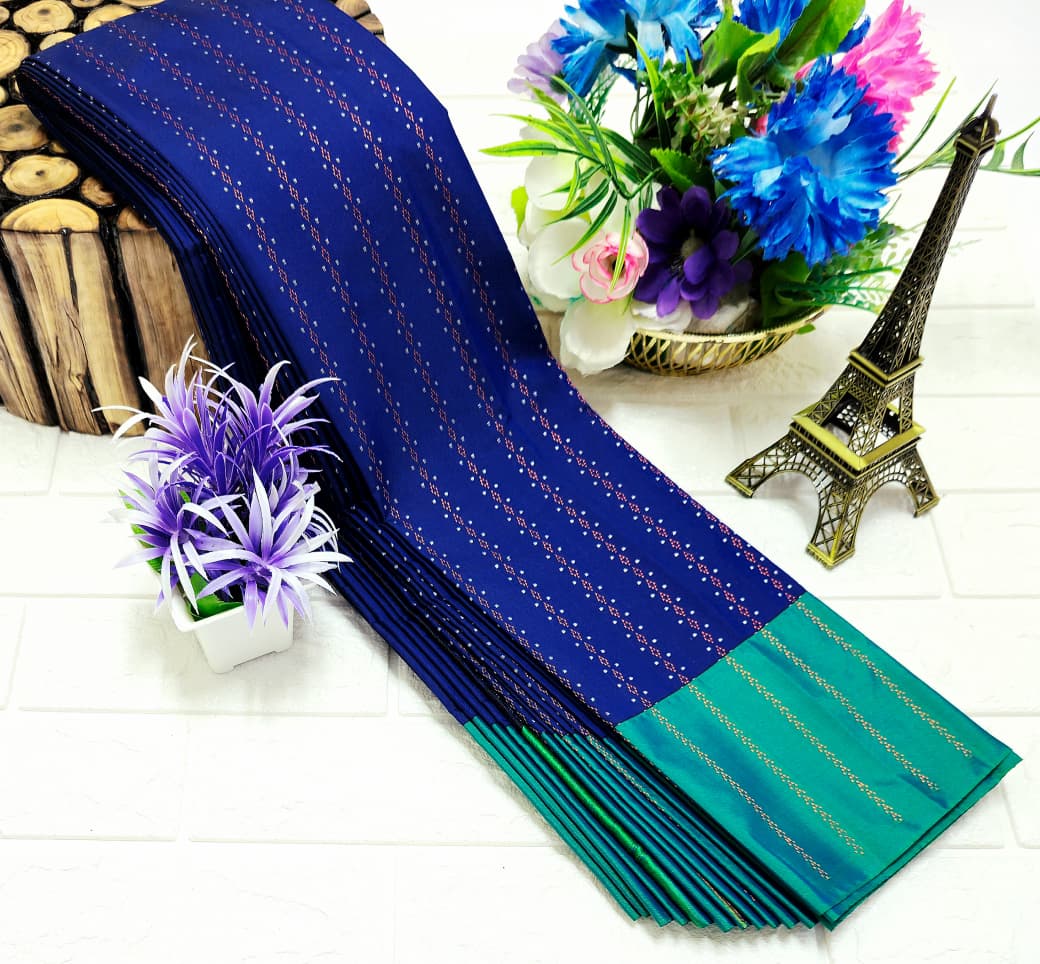 Classic Aarani Pattu Saree in Blue and Teal