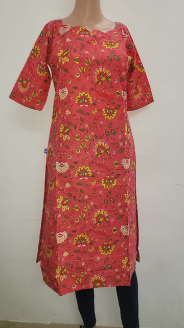 Rose Pink Printed Straight Kurti with Playful Motifs and Elbow Sleeves