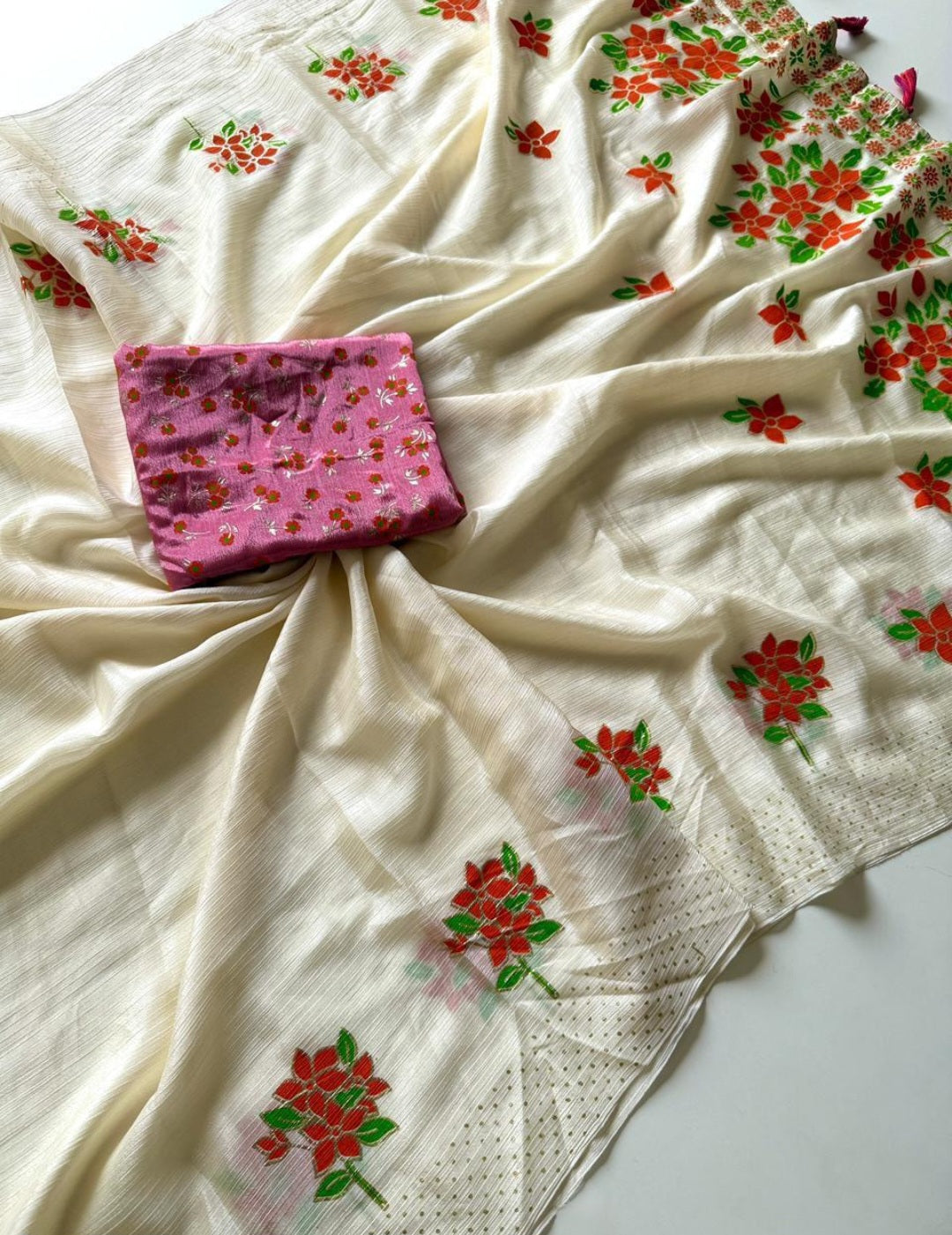 Elegant Off-White Heavy Shinon Saree with Floral Foil Print & Contrast Blouse