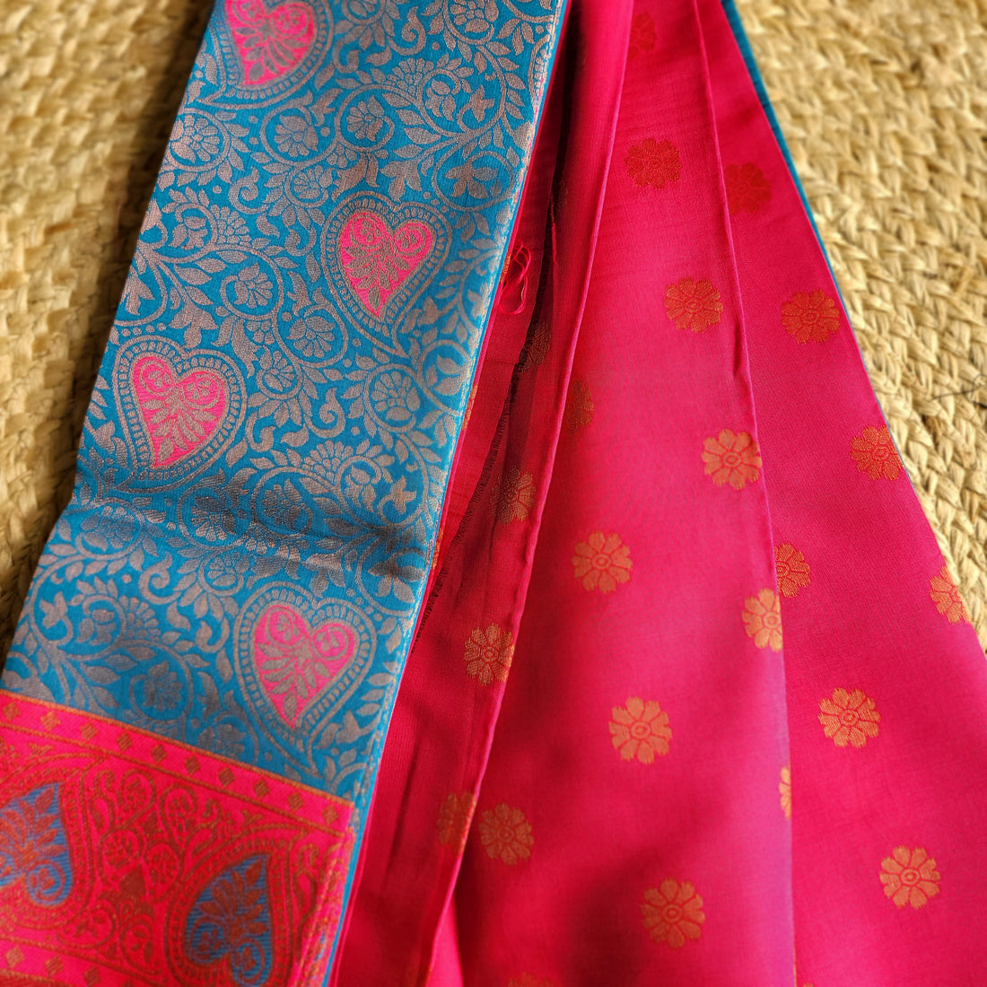 Exquisite Gubera Pattu Saree with Rich Zari Detailing