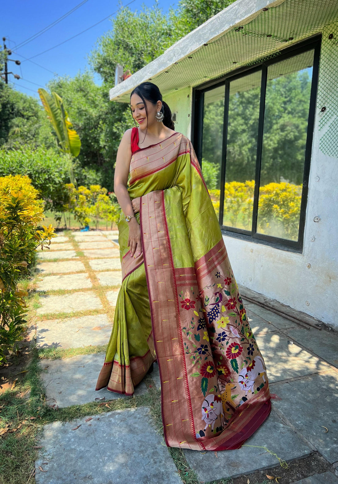 ✨ Olive Green Paithani Saree with Traditional Pallu ✨